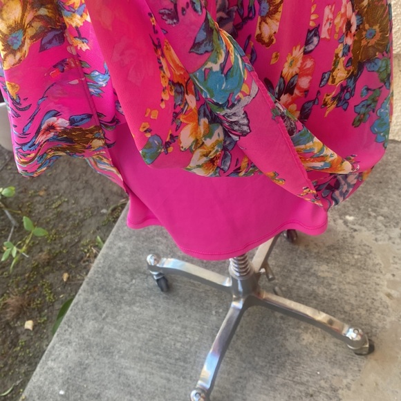 Vintage Betsey Johnson 90’s floral mini dress from Luxury boutique in Malibu, CA - Picture 7 of 15